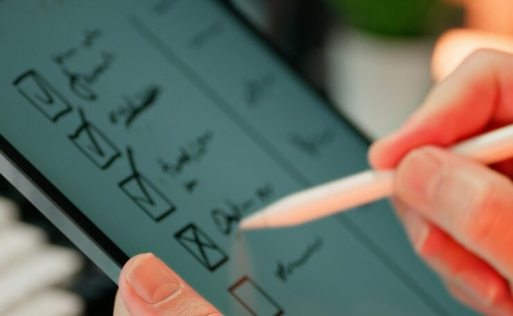 “Hey Chat… wat heb ik eigenlijk?” 💡 pexels jakubzerdzicki 33222053